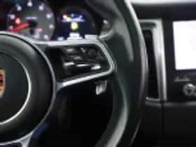 Porsche Macan (2017) thumbnail 142