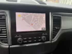 Porsche Macan (2017) thumbnail 172