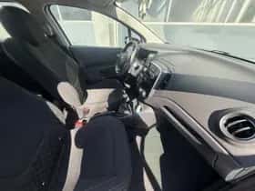 Renault Captur (2019) thumbnail 51
