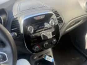 Renault Captur (2019) thumbnail 67