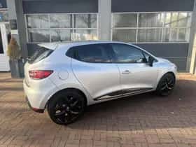 Renault Clio (2013) thumbnail 3