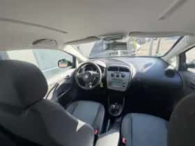 SEAT Altea XL (2009) thumbnail 40