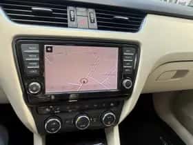 Škoda Octavia (2014) thumbnail 16