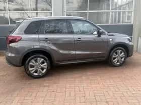 Suzuki Vitara (2025) thumbnail 9