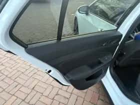 Volkswagen Golf (2021) thumbnail 66