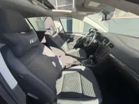 Volkswagen Golf (2018) thumbnail 50