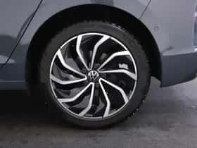 Volkswagen Golf (2020) thumbnail 24