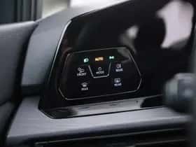 Volkswagen Golf (2020) thumbnail 47