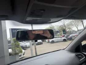 Volkswagen Golf (2009) thumbnail 26