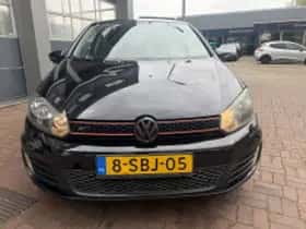 Volkswagen Golf (2009) thumbnail 4