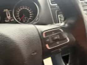 Volkswagen Golf (2009) thumbnail 91