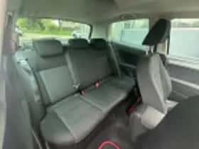 Volkswagen Golf (2009) thumbnail 94