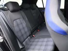 Volkswagen Golf (2023) thumbnail 31