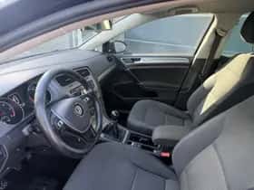 Volkswagen Golf (2015) thumbnail 40