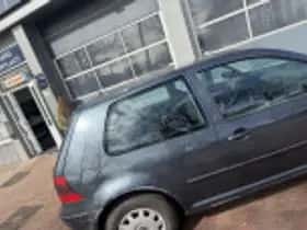 Volkswagen Golf (1999) thumbnail 39