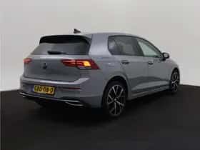 Volkswagen Golf (2022) thumbnail 3