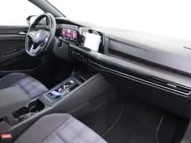 Volkswagen Golf (2022) thumbnail 22