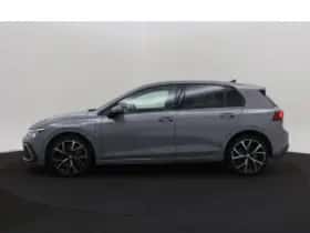 Volkswagen Golf (2022) thumbnail 6