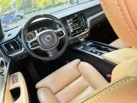 Volvo V60 (2019) thumbnail 15