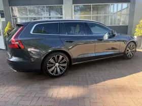 Volvo V60 (2019) thumbnail 3