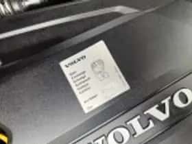 Volvo V60 (2012) thumbnail 95