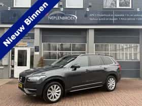 Volvo XC90 (2016) thumbnail 2
