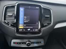 Volvo XC90 (2016) thumbnail 101