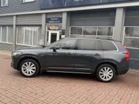 Volvo XC90 (2016) thumbnail 4