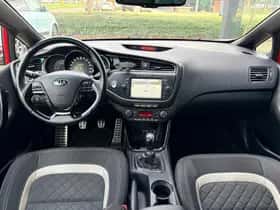 Kia Pro_cee'd thumbnail 6