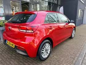 Kia Rio thumbnail 5