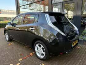 Nissan Leaf thumbnail 2