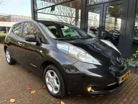 Nissan Leaf thumbnail 4