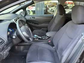 Nissan Leaf thumbnail 8