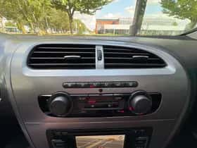 SEAT Leon (2013) thumbnail 13