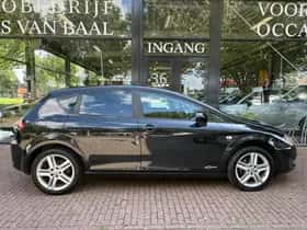 SEAT Leon (2013) thumbnail 6