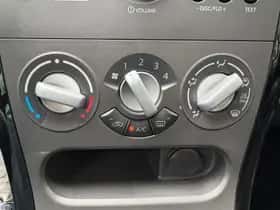 Suzuki Splash thumbnail 11