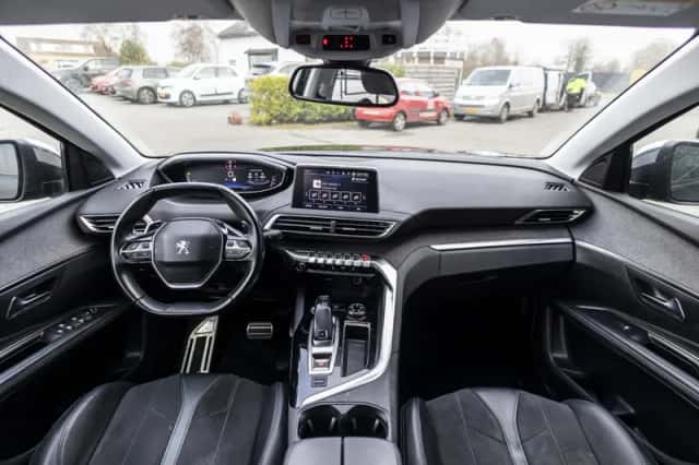 Peugeot 5008 (2019) thumbnail 4