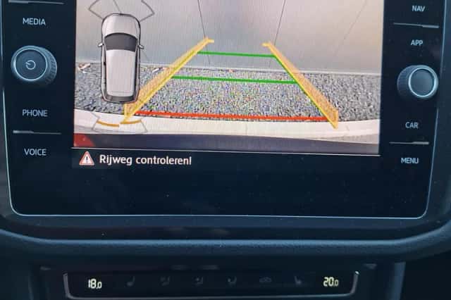 Volkswagen Tiguan (2020) thumbnail 6