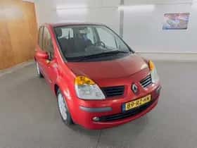 Renault Modus (2005) thumbnail 3