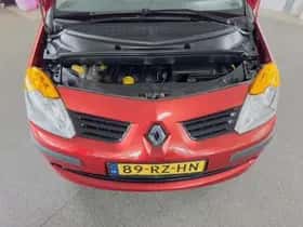 Renault Modus (2005) thumbnail 9