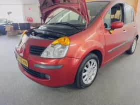 Renault Modus (2005) thumbnail 10