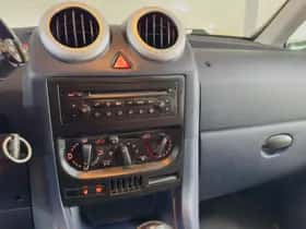 Peugeot 1007 (2005) thumbnail 13