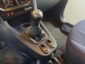 Peugeot 1007 (2005) thumbnail 14