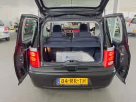 Peugeot 1007 (2005) thumbnail 8