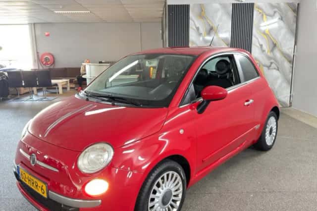 Fiat 500 (2009) thumbnail 2