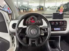 Volkswagen Up! (2012) thumbnail 16