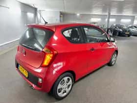 Kia Picanto (2013) thumbnail 5