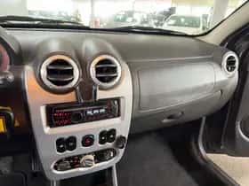 Dacia Sandero (2008) thumbnail 14