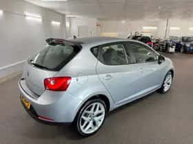 SEAT Ibiza (2009) thumbnail 5