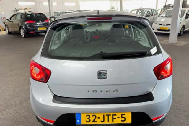 SEAT Ibiza (2009) thumbnail 6